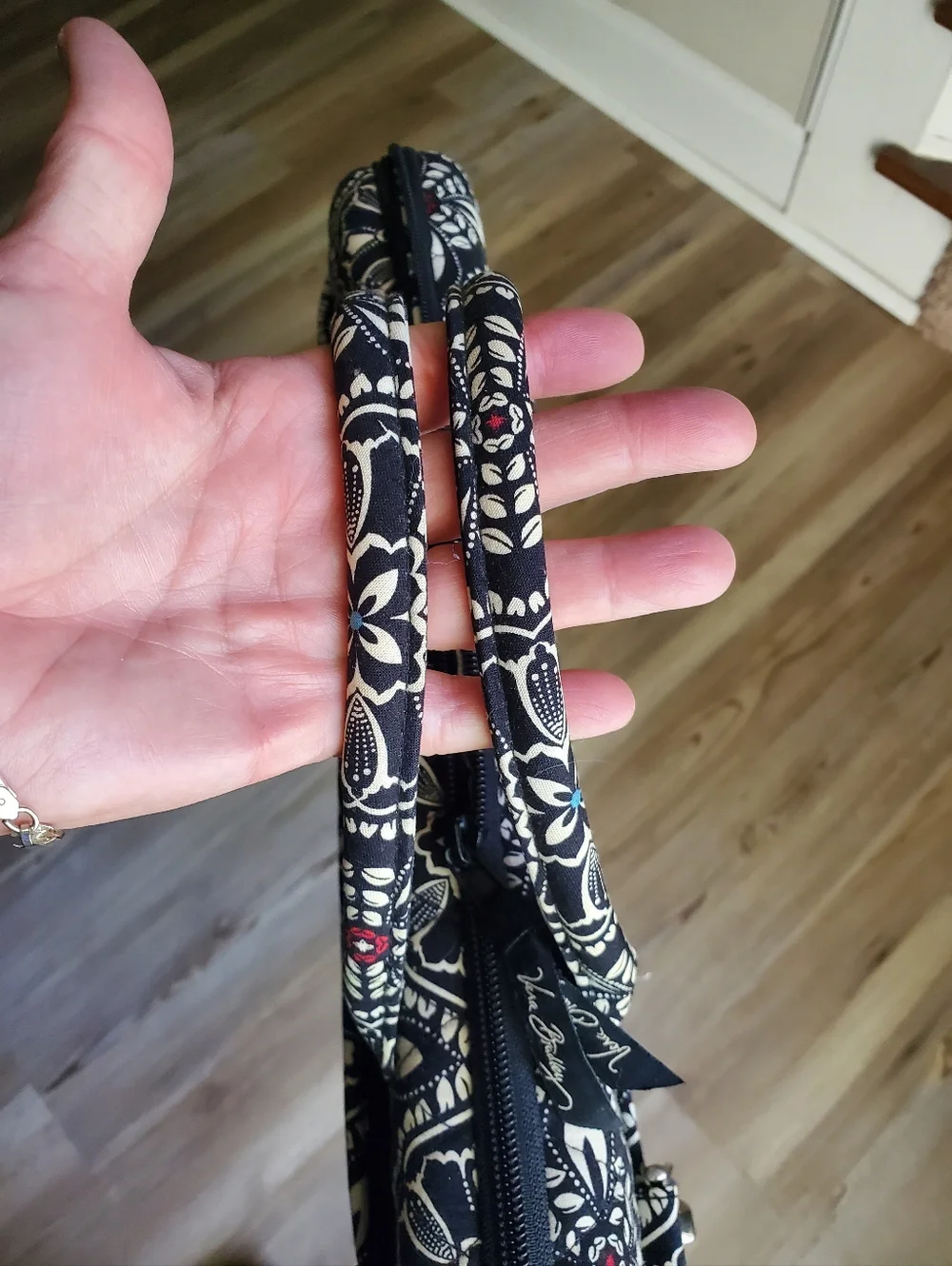 Vera Bradley hard shell laptop case in the retired 